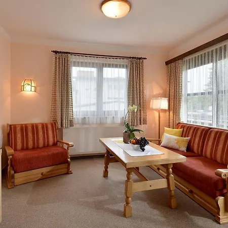 Apartmán Cafe Rainer *