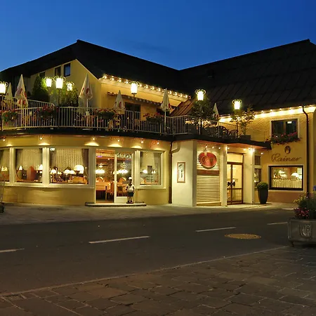 Апартаменты Cafe Rainer *