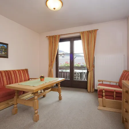 Апартаменты Cafe Rainer Санкт-Йоганн